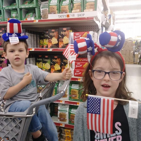 Meet your Posher, Janet - Picture 1 of 1